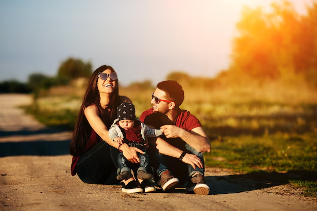 A couple with their kid