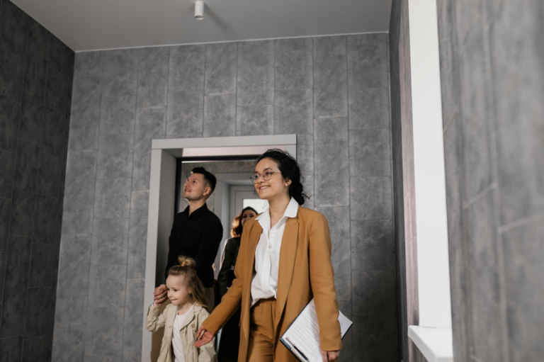 Parent attending a family court hearing regarding child visitation rights in Texas