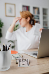 Job loss and financial changes affecting divorce support payments